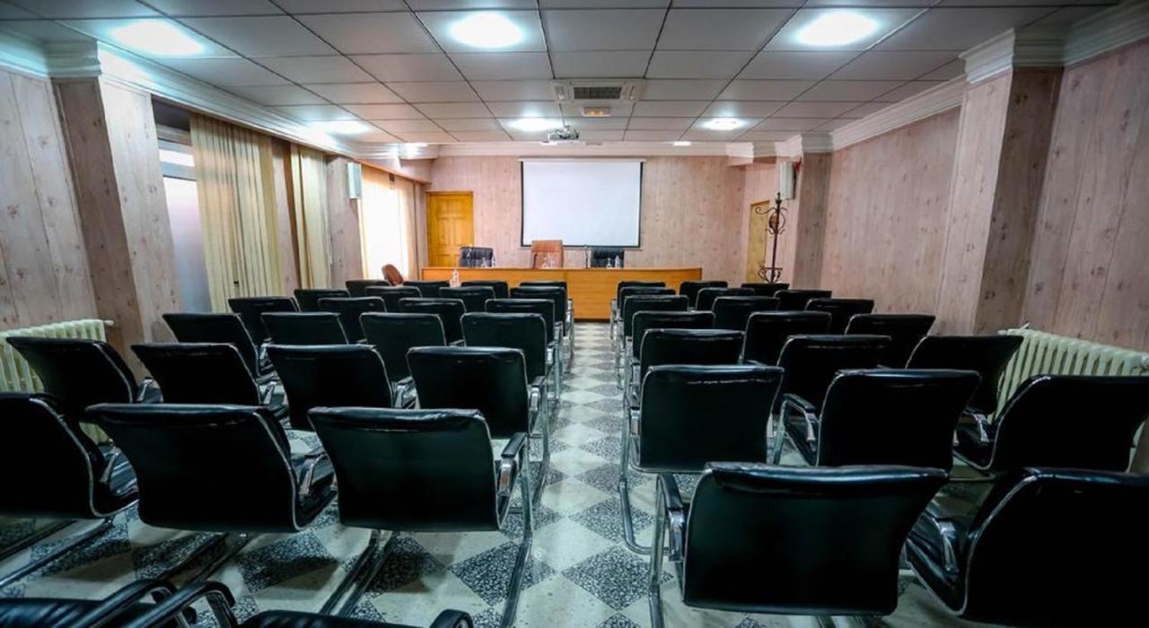 ホテル El Kenz Sétif エクステリア 写真
